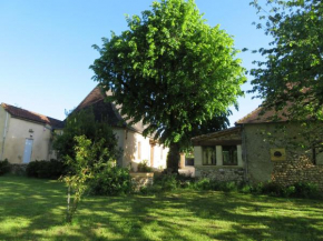 Maison ancienne de campagne dans le Périgord Central